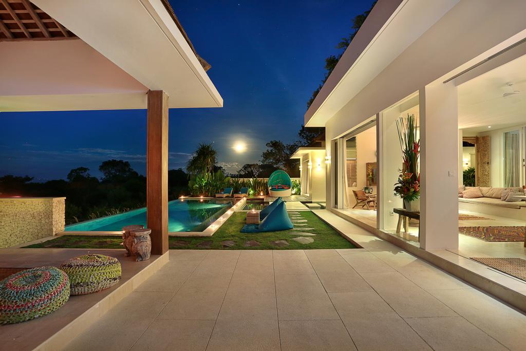 353 Degrees North Villa Lembongan Rum bild