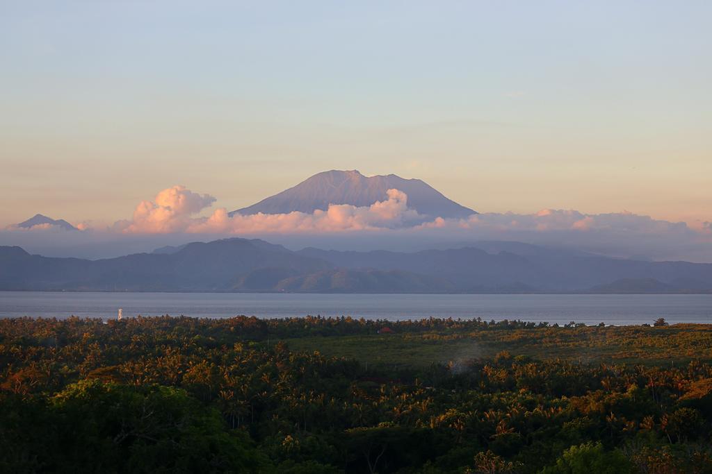 353 Degrees North Villa Lembongan Rum bild